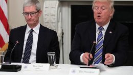 President Trump Called CEO Of The Apple As “Tim Apple”