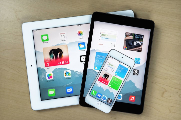 Apple Contractors Overheard The Sensitive Information About Users