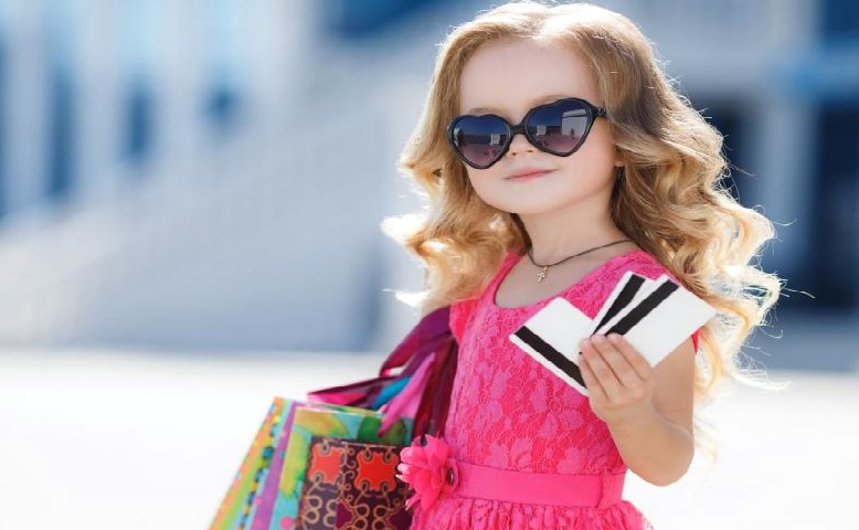 Survey Shows Kids Usage Of Credit Card Has Went Up